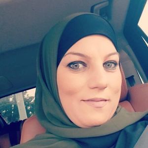 Meet your Posher, Sikneh